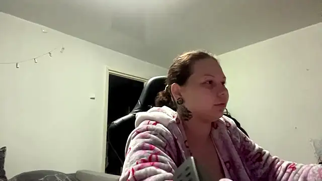 Redhair girl online show from 06/28/26, 05:52