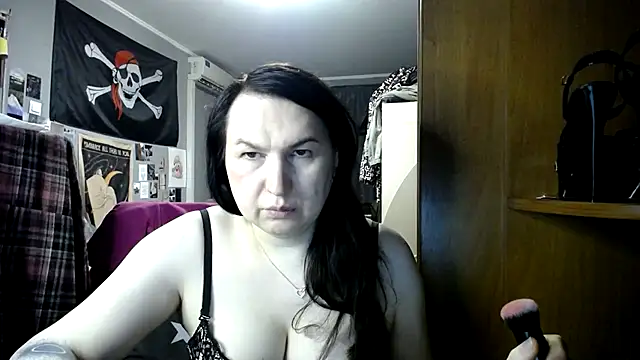 EvaBeautyXxX online show from 05/22/26, 08:03