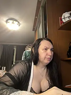 EvaBeautyXxX online show from 05/26/26, 10:17
