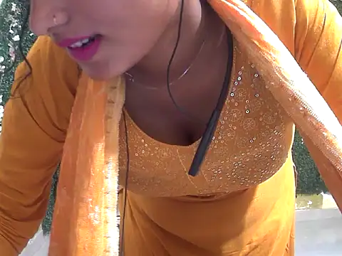 shallykaur online show from 06/12/26, 03:49