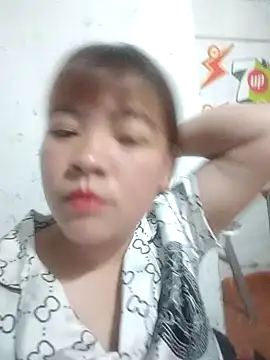 Loleml01 online show from 05/21/26, 03:35