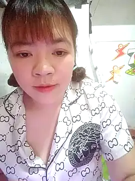Loleml01 online show from 05/29/26, 06:00