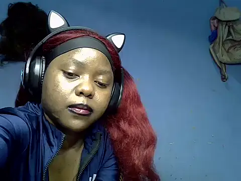Snapshot of Glow_drip chatting on 06/24/26, 10:09 Glow drip online show from 06/24/26, 10:09