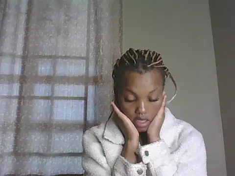 Snapshot of PrettyT5 chatting on 06/29/26, 12:16 PrettyT5 online show from 06/29/26, 12:16