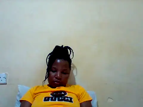 Snapshot of Camilla-Sweets chatting on 06/25/26, 07:18 Camilla-Sweets online show from 06/25/26, 07:18