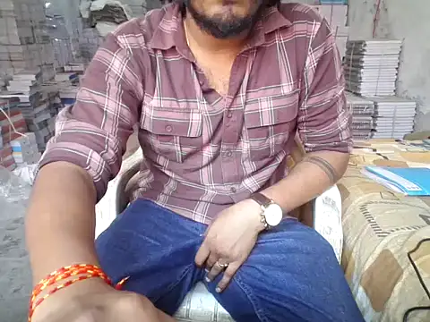 Snapshot of hardicckk chatting on 05/19/26, 07:26 hardicckk online show from 05/19/26, 07:26