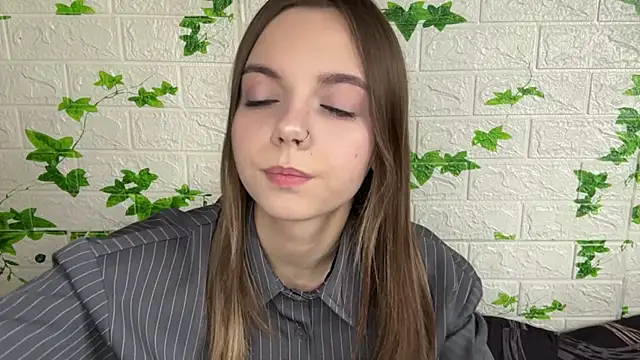 LisaPorse online show from 06/03/26, 02:33