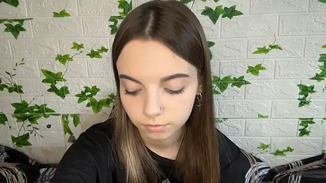 LisaPorse online show from 06/20/26, 03:26
