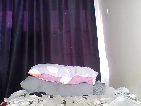 kee vigin online show from 06/15/26, 04:47