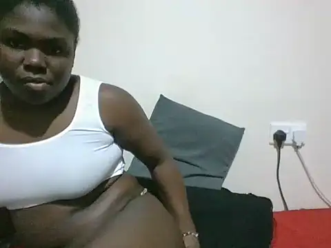 Snapshot of evethegurl chatting on 06/20/26, 01:25 evethegurl online show from 06/20/26, 01:25