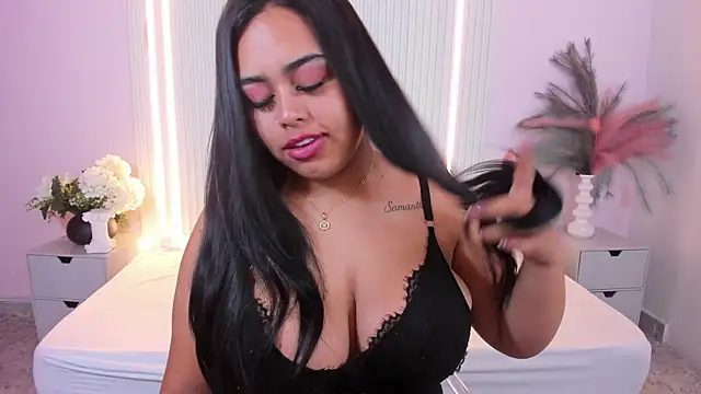 MiaLane3 online show from 05/27/26, 11:51