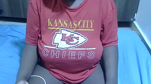 RawHoneyXo- online show from 06/10/26, 09:35