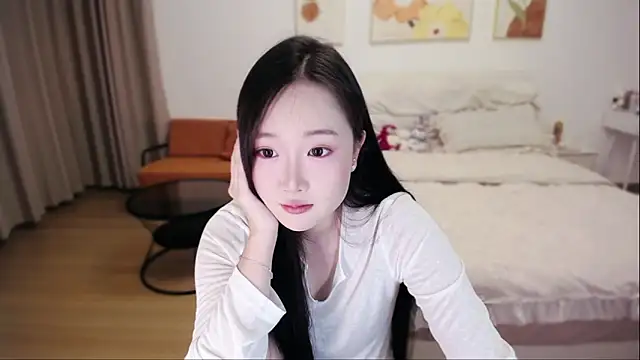 Yu-yu-6 online show from 05/26/26, 07:04