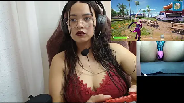 Snapshot of scarletdollof chatting on 05/22/26, 06:02 scarletdollof online show from 05/22/26, 06:02