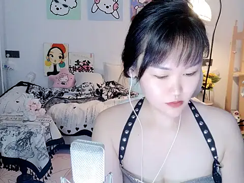 Snapshot of saiman8 chatting on 05/24/26, 11:15 saiman8 online show from 05/24/26, 11:15