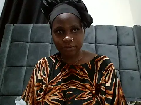 Snapshot of sexy_inayah chatting on 05/26/26, 03:08 sexy inayah online show from 05/26/26, 03:08