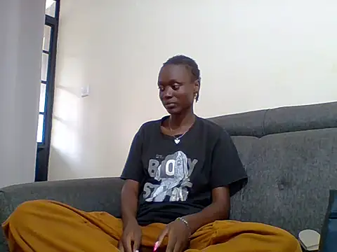 Snapshot of SLIM-EBONY2006 chatting on 06/04/26, 12:44 SLIM-EBONY2006 online show from 06/04/26, 12:44