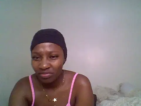 Snapshot of Bianca_sexy23 chatting on 05/29/26, 08:29 Bianca sexy23 online show from 05/29/26, 08:29