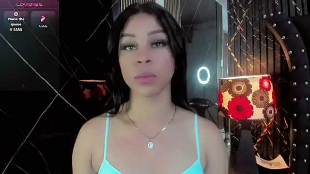 Snapshot of Nayara_K chatting on 07/06/26, 10:01 Nayara K online show from 07/06/26, 10:01