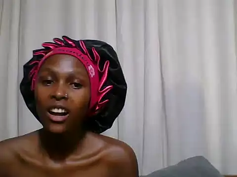 Sleek petite online show from 07/03/26, 07:15