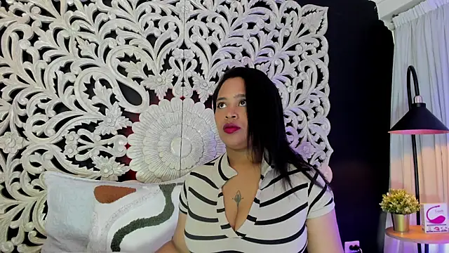 Bianca DVarela online show from 05/30/26, 08:06