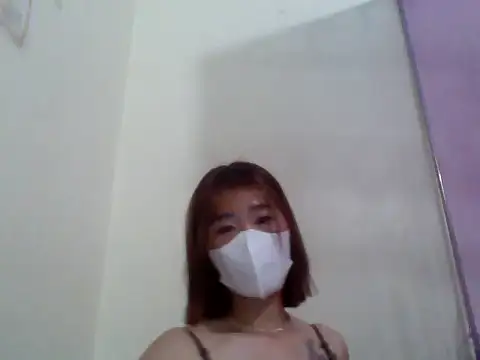 Lissaa18 online show from 05/24/26, 02:33