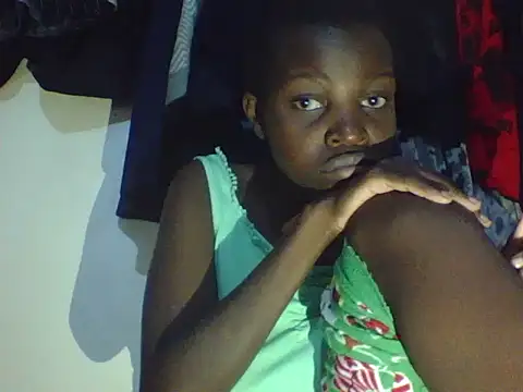 Snapshot of sexxylolah chatting on 05/27/26, 04:59 sexxylolah online show from 05/27/26, 04:59
