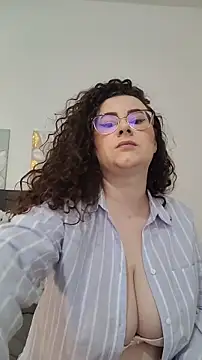 Snapshot of Elissa_Floyd__ chatting on 05/26/26, 05:03 Elissa Floyd online show from 05/26/26, 05:03
