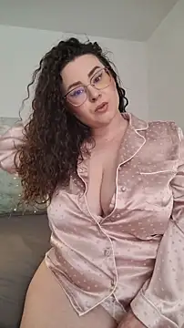 Snapshot of Elissa_Floyd__ chatting on 05/30/26, 11:29 Elissa Floyd online show from 05/30/26, 11:29