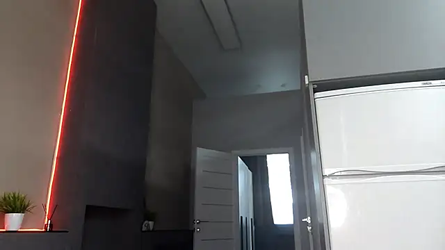 BloomLizzy online show from 05/25/26, 03:07