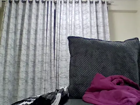 camila lorah online show from 05/26/26, 10:17