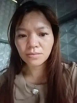 Snapshot of lya_sexyy chatting on 07/07/26, 10:47 lya sexyy online show from 07/07/26, 10:47