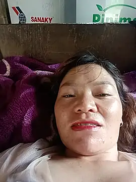 Snapshot of lya_sexyy chatting on 07/15/26, 04:51 lya sexyy online show from 07/15/26, 04:51