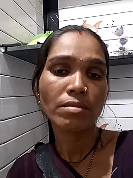 Snapshot of PINKI01990 chatting on 05/18/26, 03:29 PINKI01990 online show from 05/18/26, 03:29
