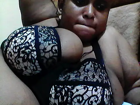 Pretty sandrah online show from 07/13/26, 03:26