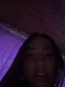 Snapshot of Mariana_Ponce_ chatting on 05/27/26, 02:08 Mariana Ponce online show from 05/27/26, 02:08