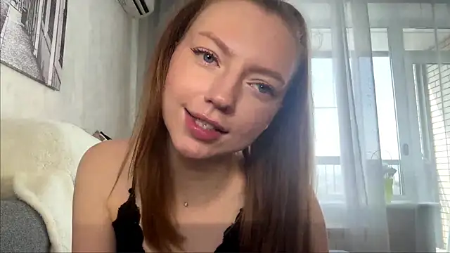 Snapshot of Auroralgnis chatting on 05/28/26, 05:49 Auroralgnis online show from 05/28/26, 05:49