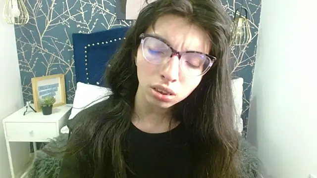 Allyshon  online show from 05/23/26, 07:51