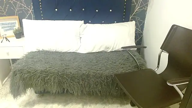 Allyshon  online show from 05/27/26, 01:57