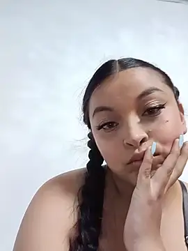 Snapshot of ChloeMilky chatting on 05/22/26, 02:19 ChloeMilky online show from 05/22/26, 02:19