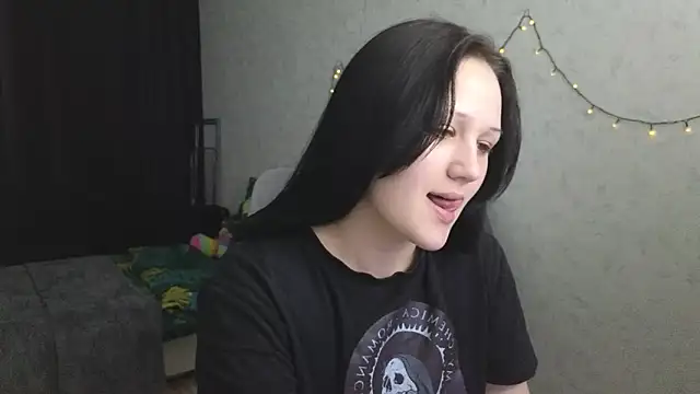 Tori cute online show from 05/20/26, 12:22