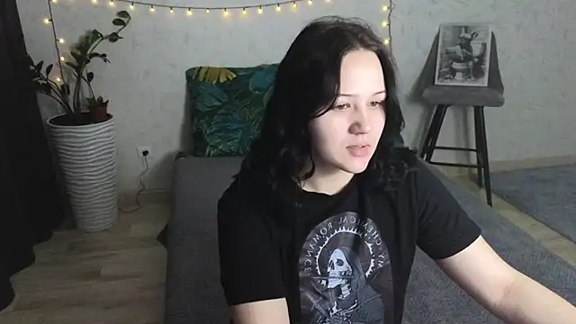 Tori cute online show from 05/29/26, 12:41