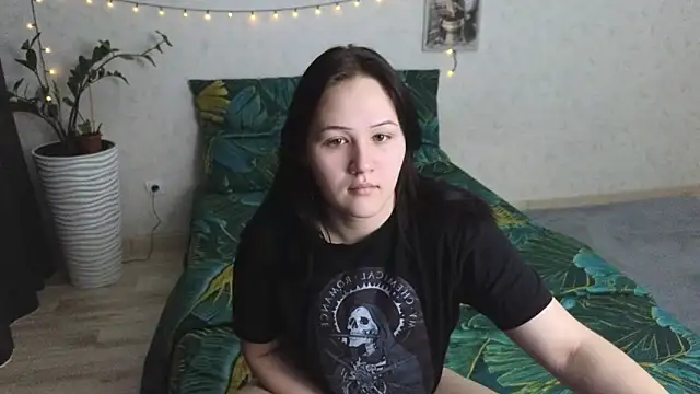Snapshot of Tori_cute chatting on 06/03/26, 02:58 Tori cute online show from 06/03/26, 02:58
