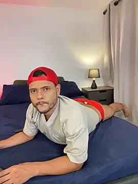 Snapshot of Nate_tyler1 chatting on 05/26/26, 02:29 Nate tyler1 online show from 05/26/26, 02:29