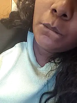Snapshot of Yazhi_THUG_DeSi chatting on 05/23/26, 05:01 Yazhi THUG DeSi online show from 05/23/26, 05:01