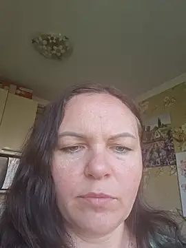 Snapshot of Meri_a chatting on 07/13/26, 03:04 Meri a online show from 07/13/26, 03:04