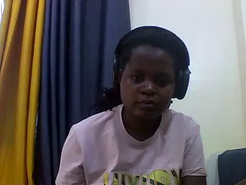 Snapshot of ladar chatting on 05/30/26, 05:04 ladar online show from 05/30/26, 05:04