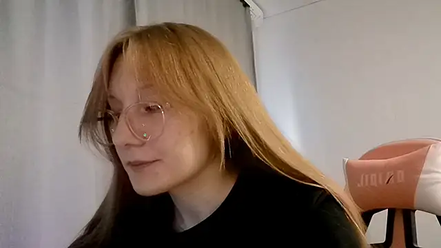LauraTurber online show from 05/30/26, 02:14