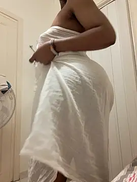 Cutechoco online show from 06/11/26, 07:45