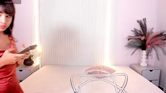AmyPrice9 online show from 05/30/26, 12:24